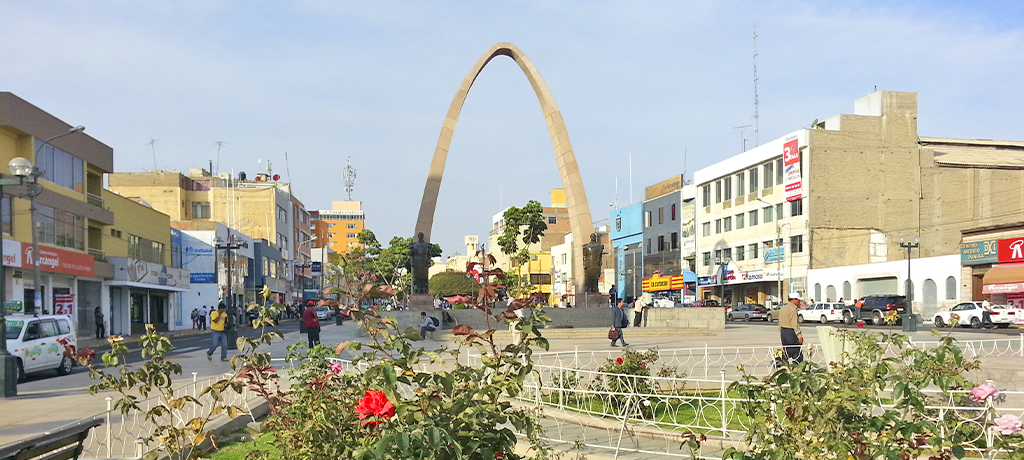 Arco Parabólico de Tacna